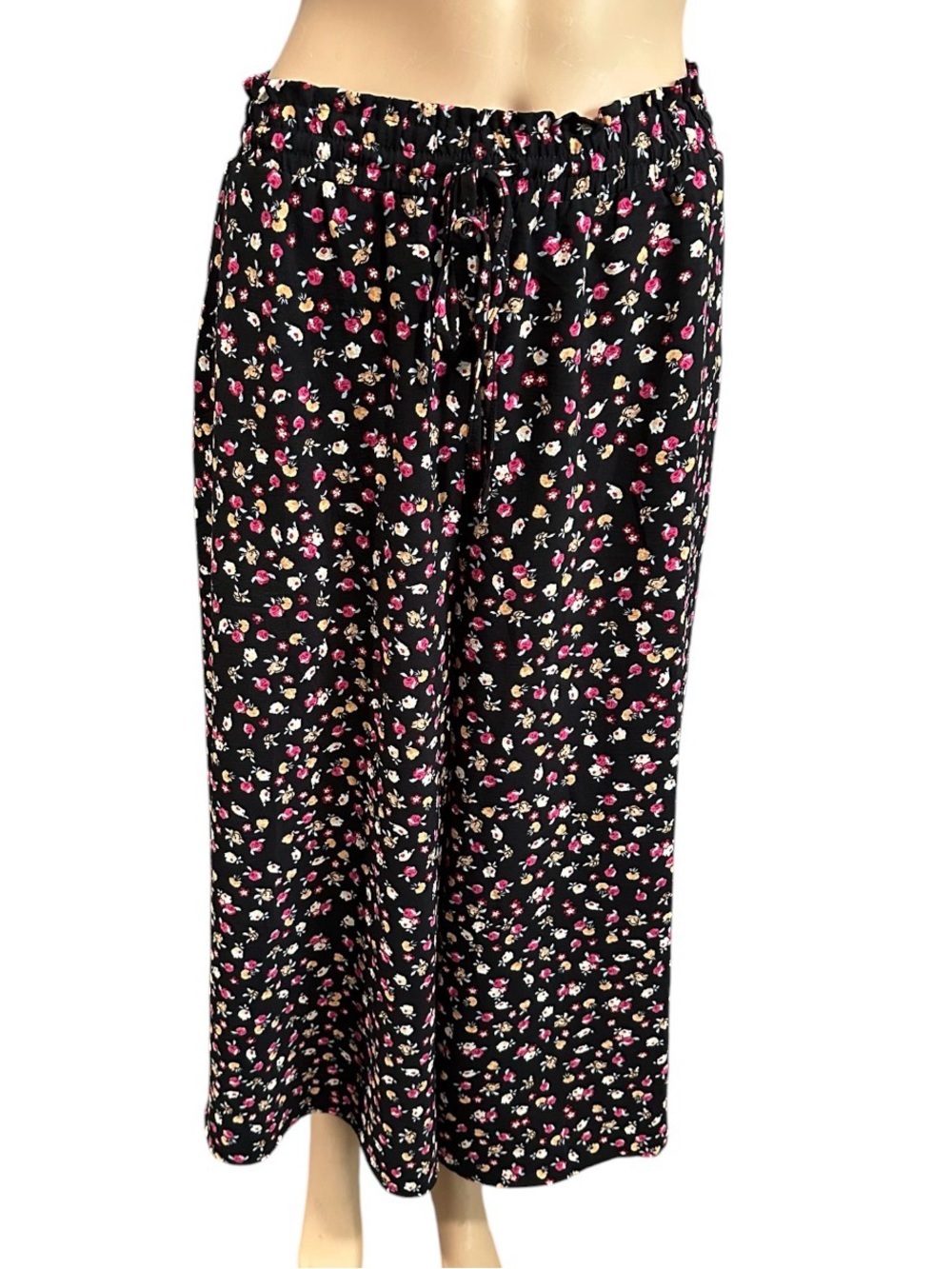Popyoung  Floral wide leg pants- Black and Gray with Pink & Yellow Flowers sz XL
